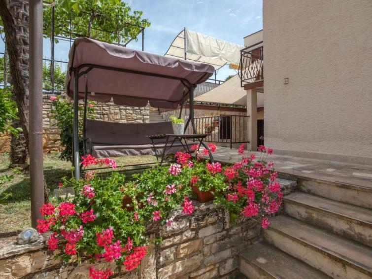 Apartments Folo Tar-Vabriga Екстер'єр фото