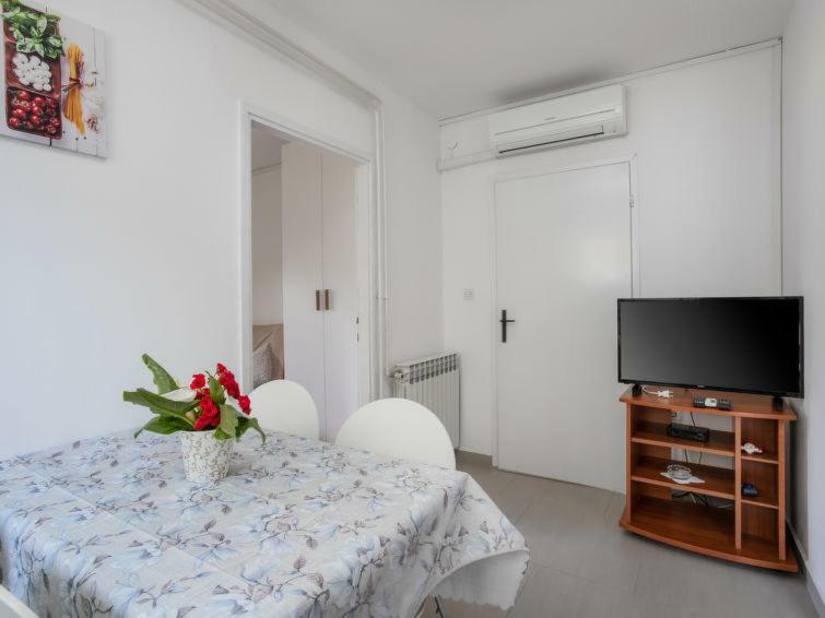 Apartments Folo Tar-Vabriga Екстер'єр фото