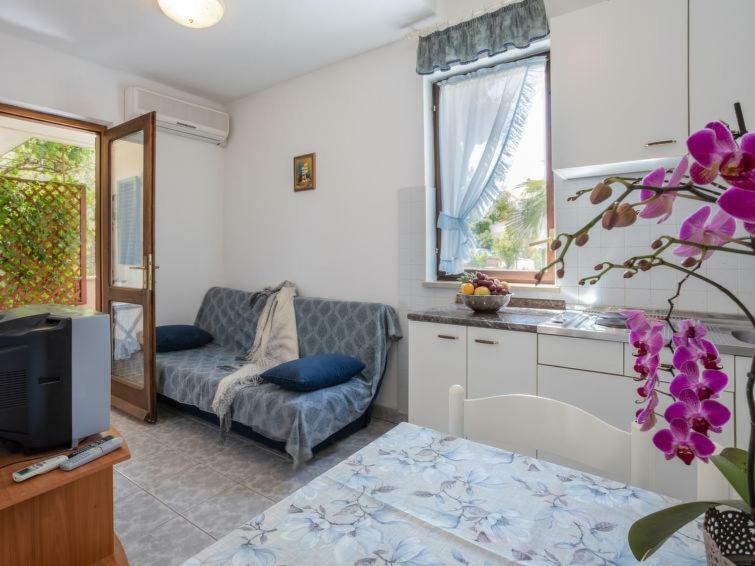 Apartments Folo Tar-Vabriga Екстер'єр фото